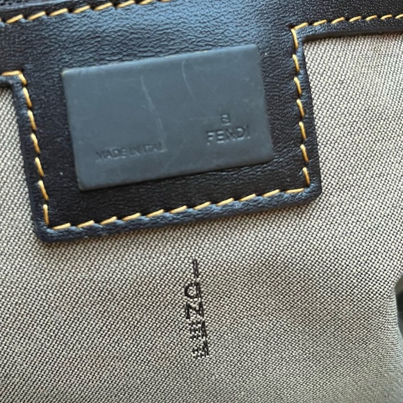 𝐅𝐄𝐍𝐃𝐈 Vintage Zucchino Nylon Monogram Pillow Shoulder Bag Tote - Picture 12 of 15